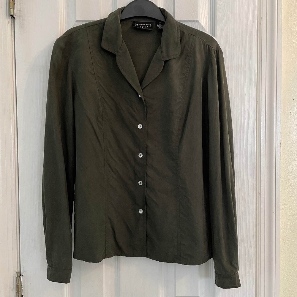 Vintage Liz Claiborne Petites 100% Silk Blouse Size 6P Green